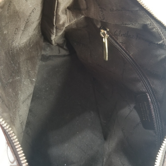 SALVATORE FERRAGAMO Gancini Logo hobo bag - Picture 5 of 9